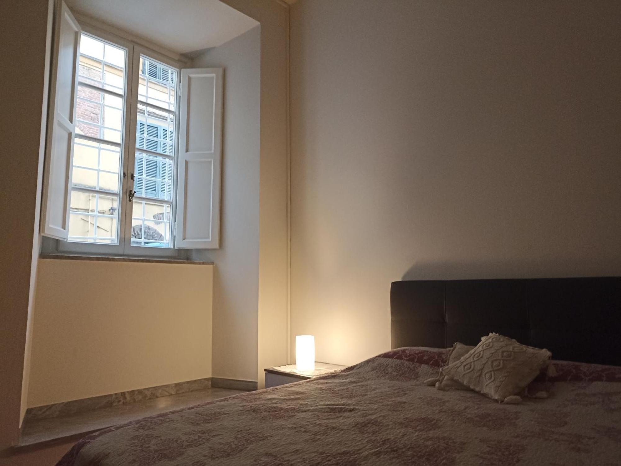 Gem In The City Center Of Lucca With Air Conditioning - Exclusive Ground Floor House Inside The Walls Close To Botanical Garden And Piazza San Martino Villa ภายนอก รูปภาพ